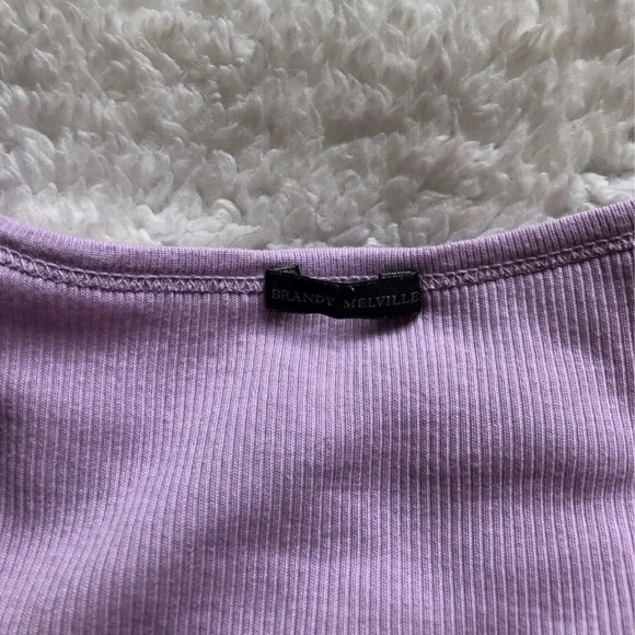 brandy melville top *sold - Picture 2 of 3
